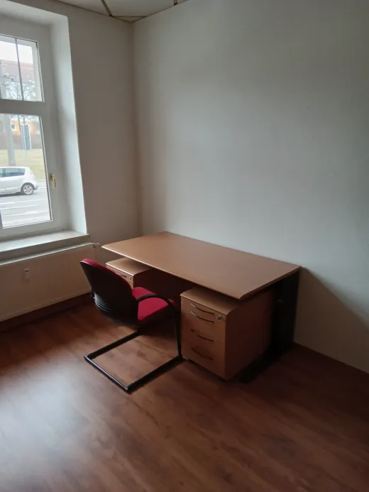 Teilmöblierte Wohnung im Erdgeschoss